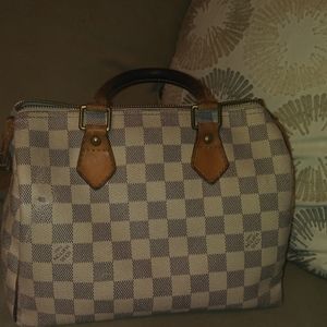 AUTHENTIC LOUIS VUITTON